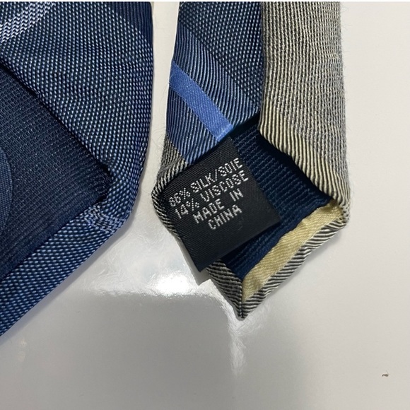 Michael Kors Tie 100% Sink - Picture 13 of 15